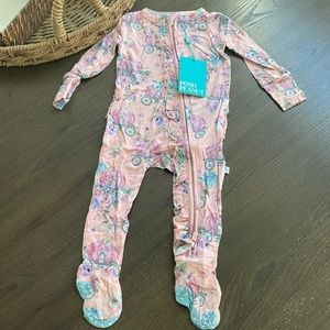 NWT Posh Peanut Pumpkin Carriage Ruffled Zipper Footie 6-9M